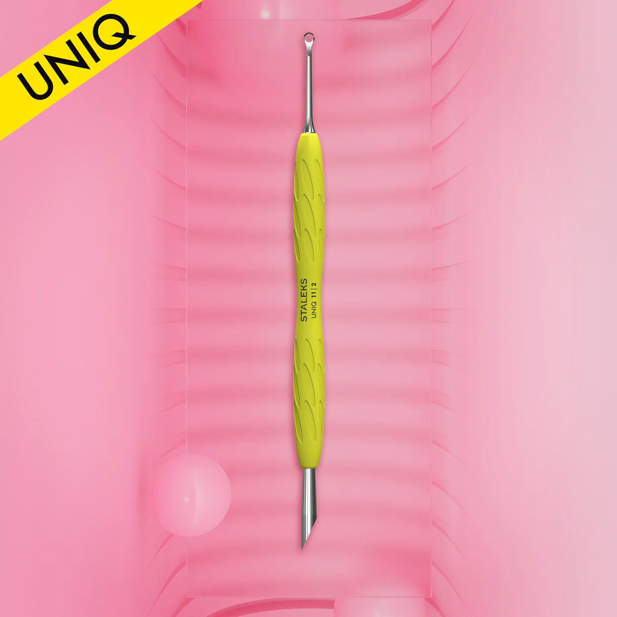 Staleks- Manicure pusher Gummy with yellow silicone handle UNIQ 11 TYPE 2 (beveled and loop pusher)